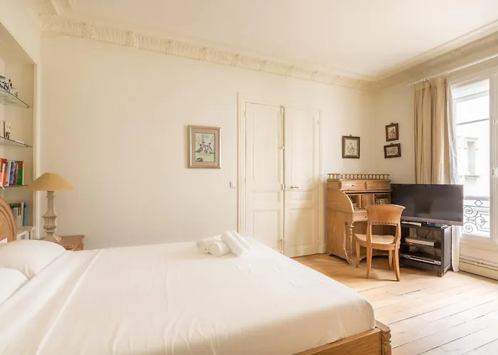 Veeve - Ambassador Hideaway